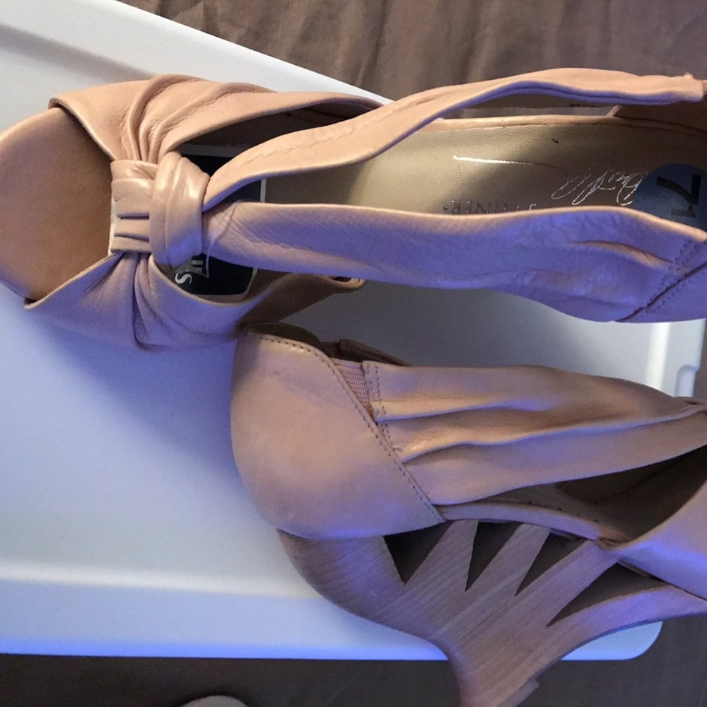 NEW! Donald J Pliner Heels- Tan Leather open toe